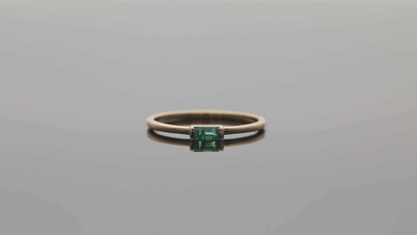 Genuine Emerald Gemstone Band Ring 14k Yellow Gold Handmade Minimalist Jewelry