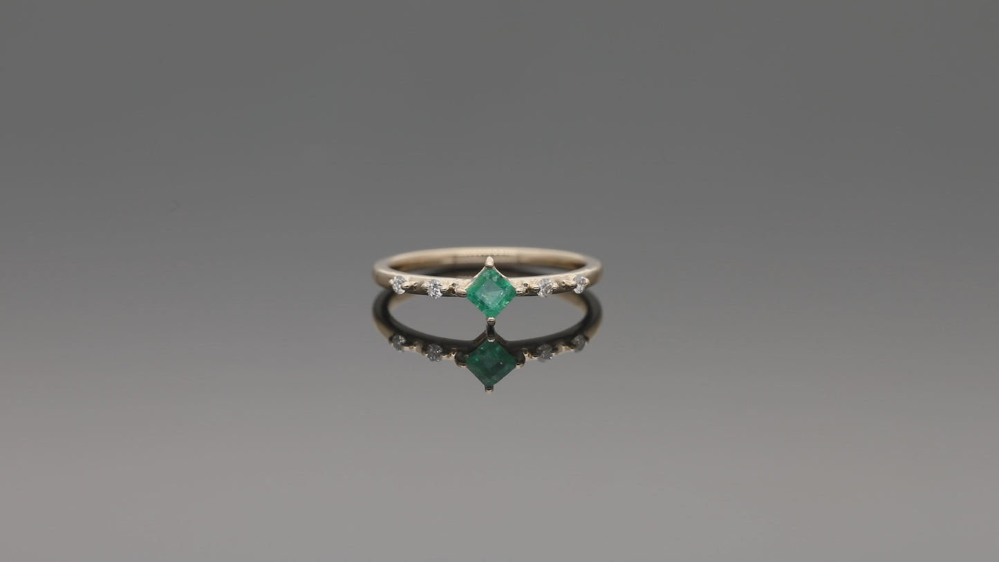 14K Gold Genuine Diamond And Square Shape Emerald Gemstone Wedding Fine Ring