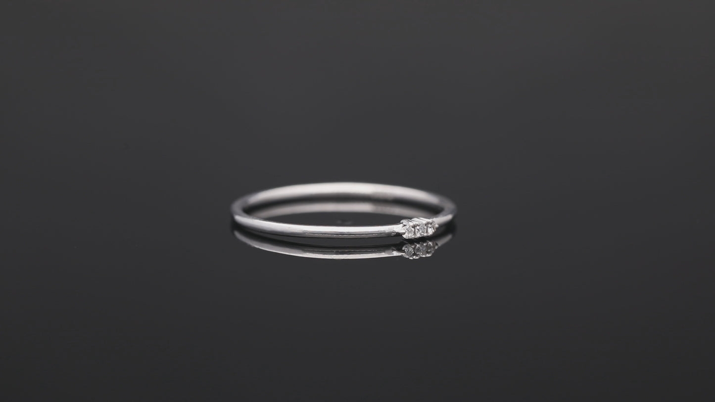 Minimal Trio Ring